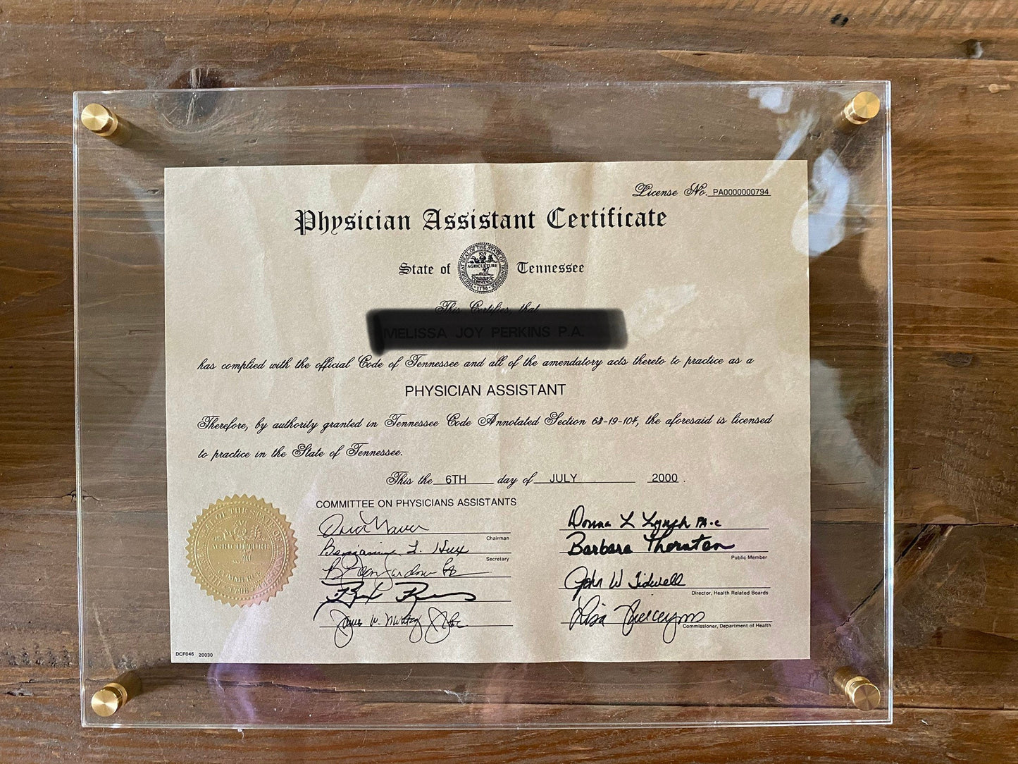 Acrylic Floating Frame: Diploma, Document, Photo - Custom Sizes