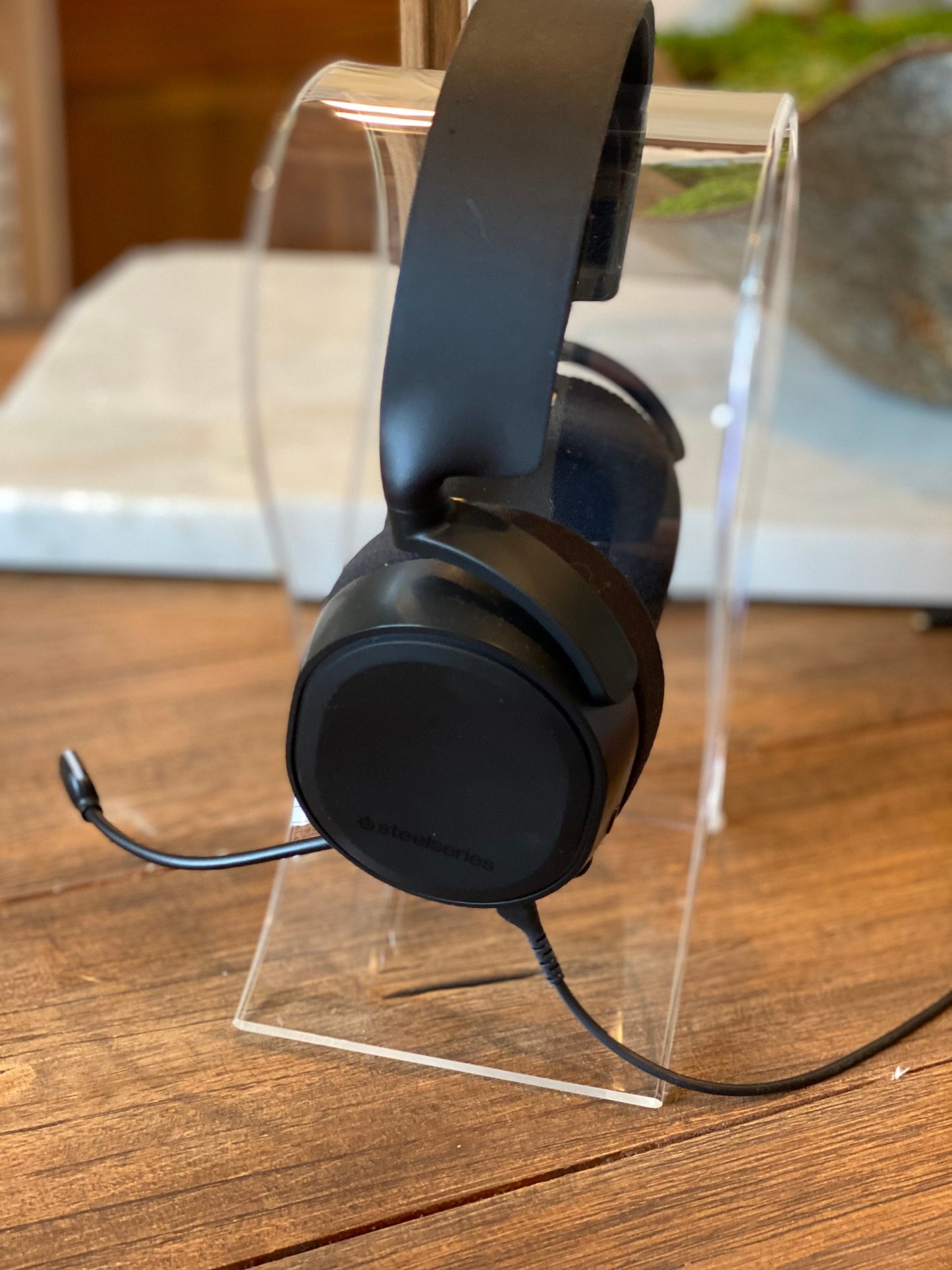 Headphone Acrylic Stand Hanger Holder Clear Modern Sleek