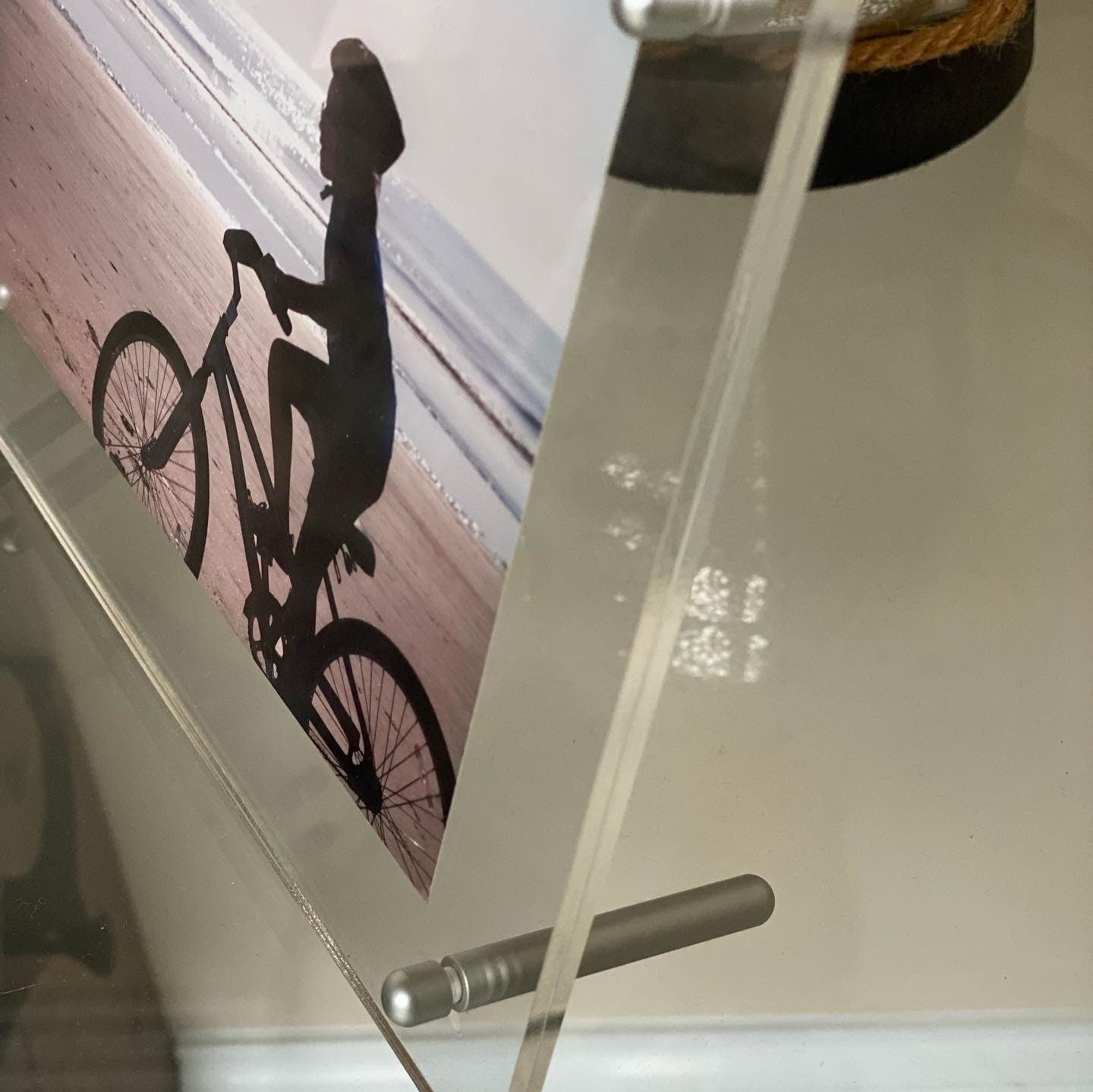 Acrylic Table Top Picture Frame 7x9: Diploma Display