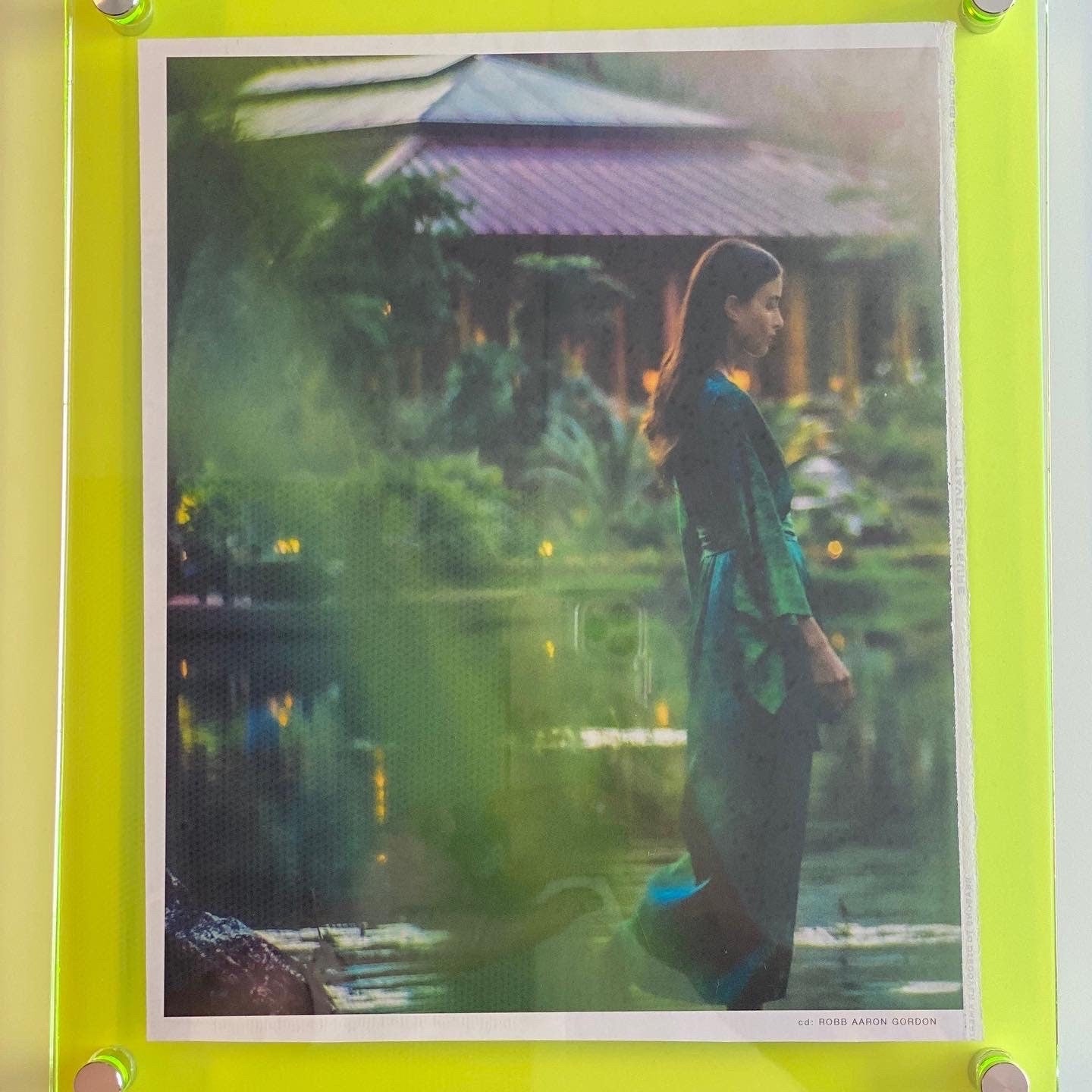 SALE Acrylic Floating Frame: Wall Hanging Mount, Bolt Color Choice